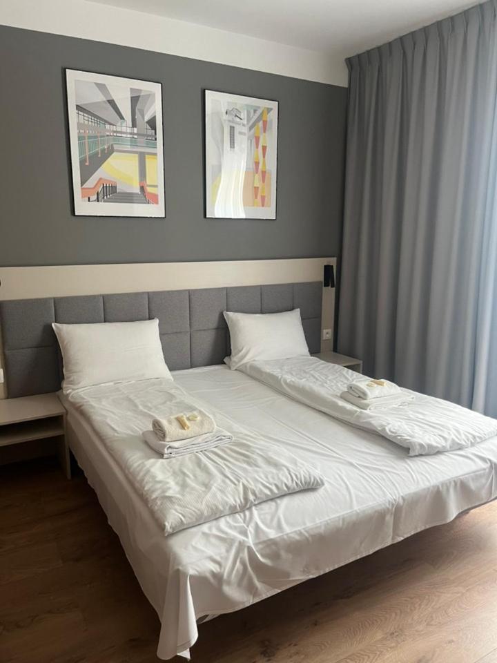 Good Wolska Residence 바르샤바 외부 사진